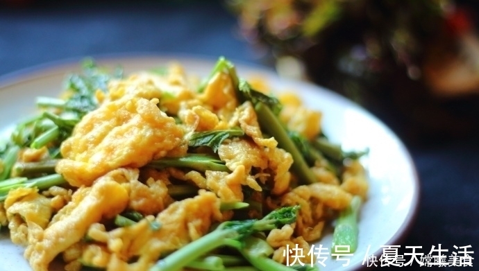 亚硝酸盐|两种食材简单炒一炒，5分钟做出春天独有的味道，错过就要等来年