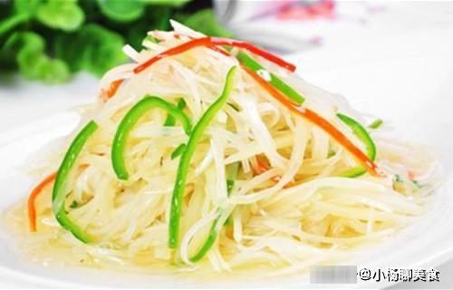 好吃|炒土豆丝时，醋应该先放还是后放？好多人做错，难怪你炒得不好吃