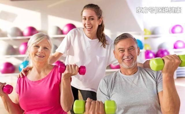 神经细胞|女人不想更年期太难“熬”，到了40岁，五件事坚持做好处想不到