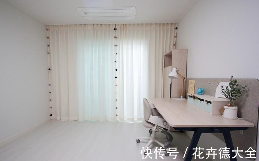 空间|与其客厅空着浪费，倒不如沙发后装矮墙，将空间分隔为二，更实用