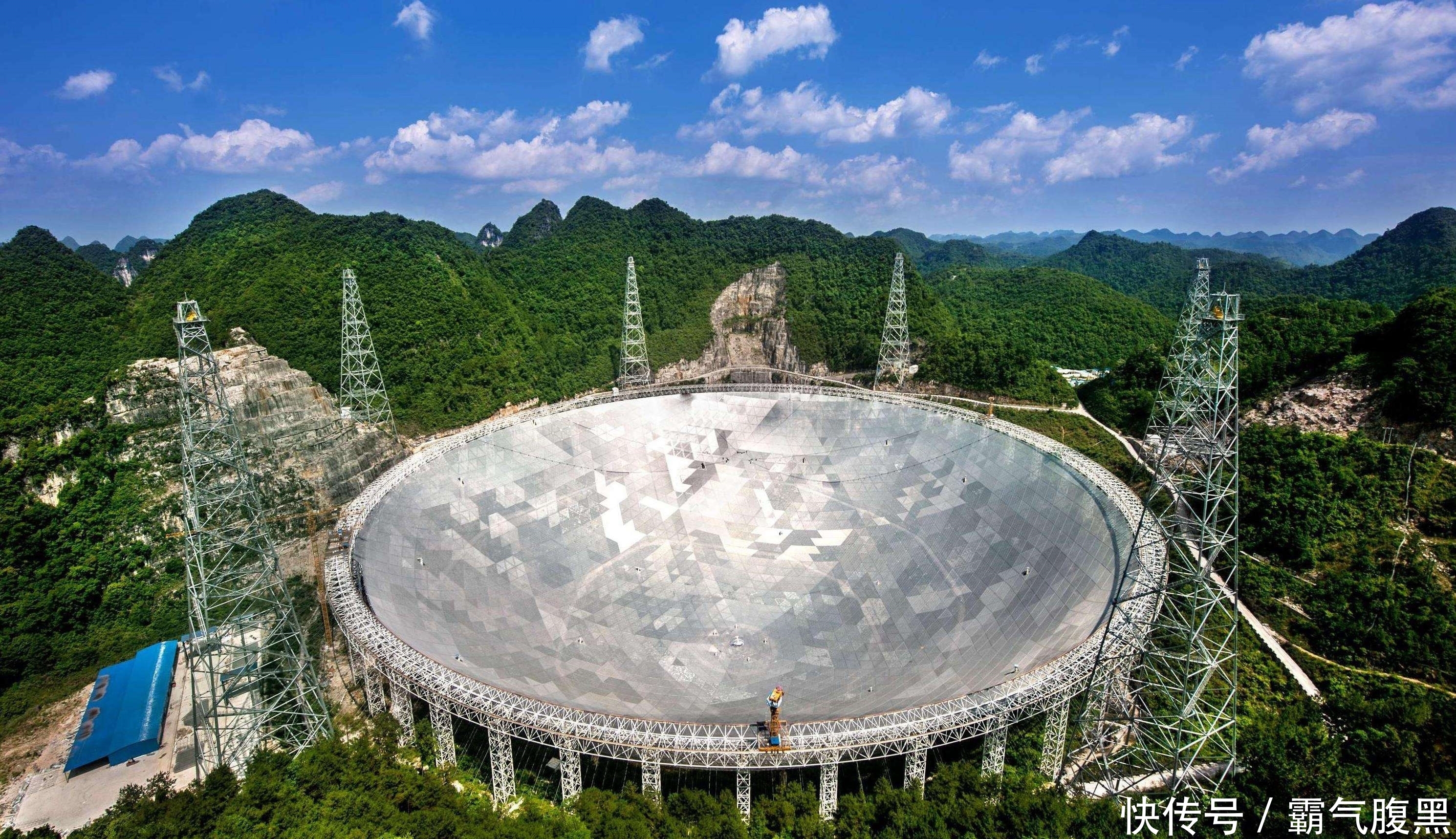 中国的天眼到底能看到什么,为何霍金曾劝我们关闭天眼?