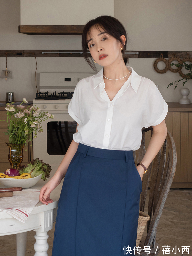 碎花|做一个精致女人,一定要学会穿“白衬衫”,这个秋季美得很高级