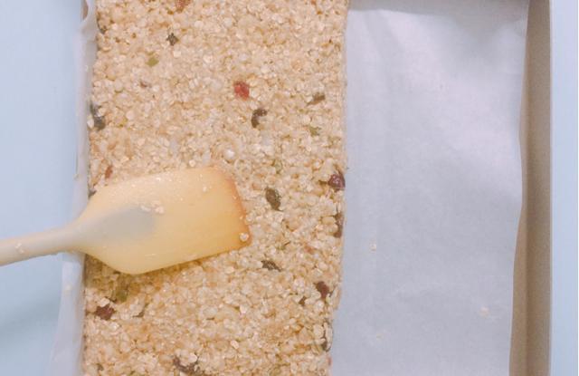 燕麦片除了冲泡还能怎么吃学会这个小零食,减肥常备