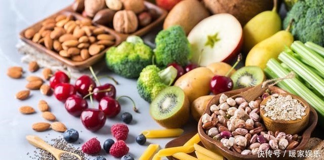 食物|胃不好的人要少吃什么医生胃最怕这4类食物，养胃要记住5点