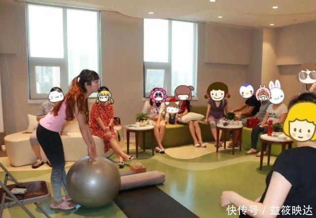 傲慢与偏见|妻子宫口开得慢,这位老公的做法让人称赞,网友:爱情该有的样子