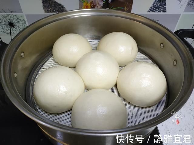 冷天蒸馒头，别只加酵母粉，多加两样，30分发满盆，暄软又好吃