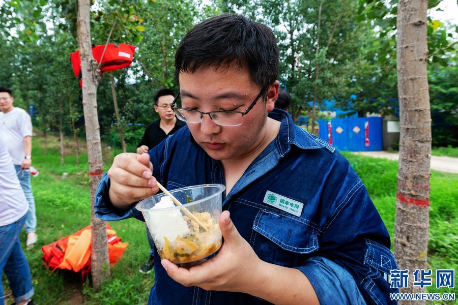 平凡|他们，就是我们身边的平凡英雄!