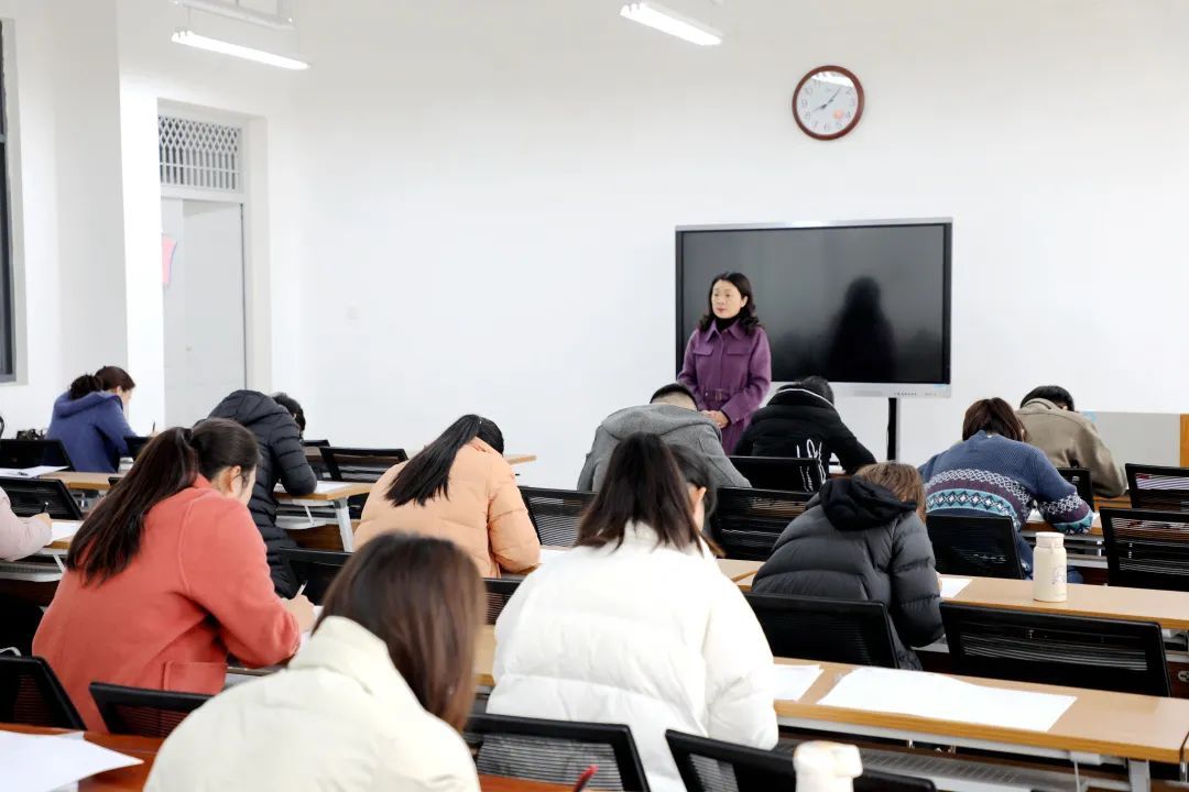 初级中学|菏泽这所学校的做法亮了！老师和学生同一套试题参加考试...