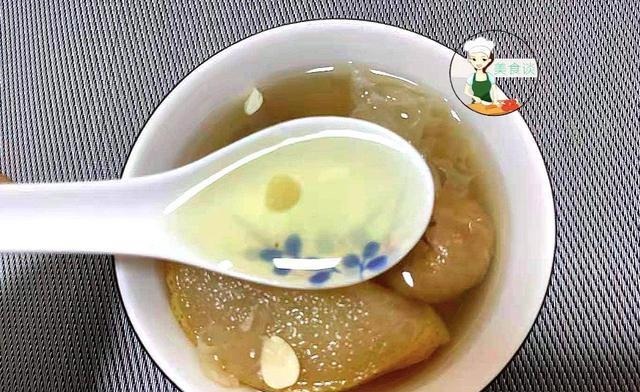 冬天,银耳和它是天生一对,每天一小碗,润肤还美白,美美过冬天