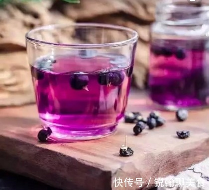 睡眠质量|女性不想脸部松弛,此物每天晚上吃几颗,皱纹不见了