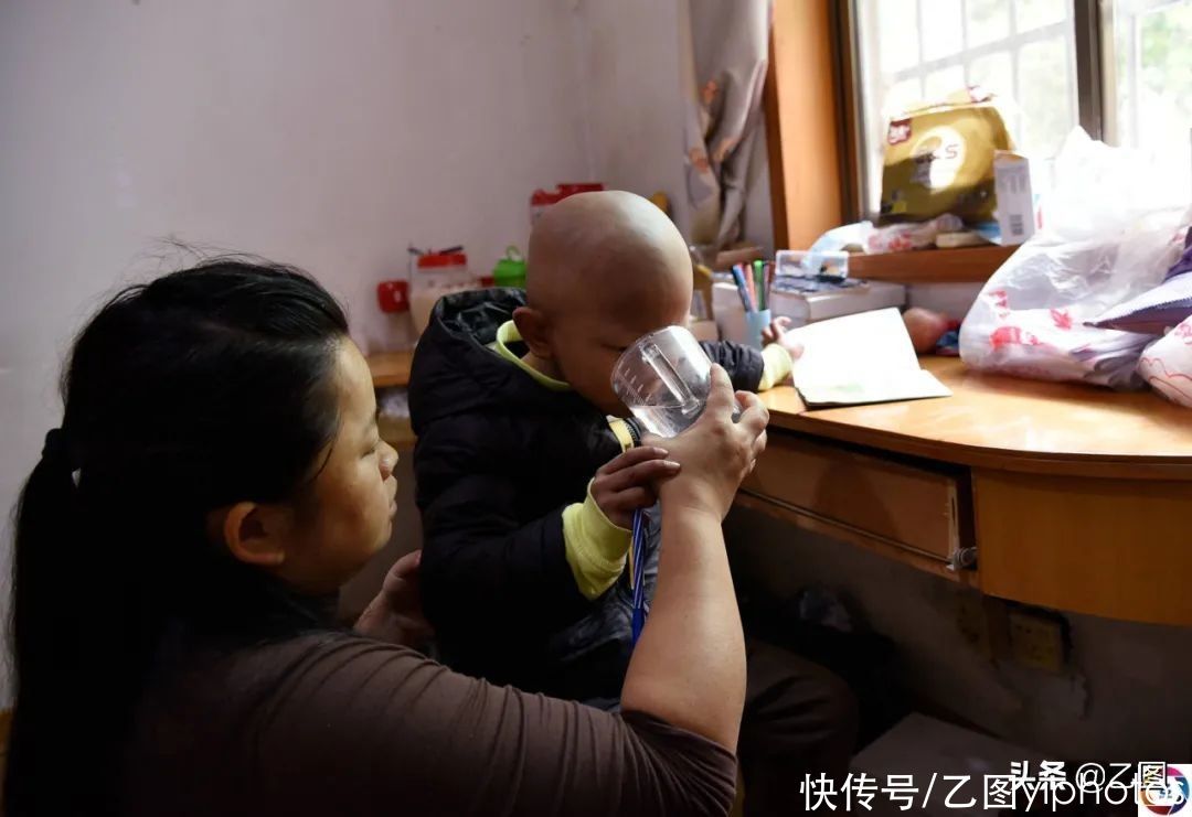 宫外孕|试管婴儿患孤独症后又患重症,母亲艰难守护6年,盼来一声“妈”