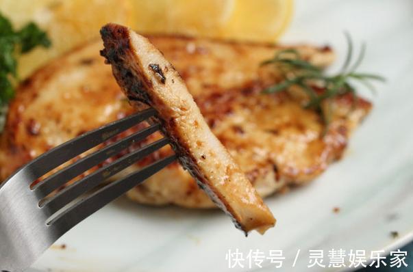 鸡胸肉不够入味教你如何腌制，外焦里嫩特别香