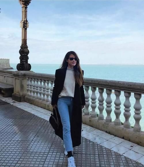 大衣的配色很重要!实用色彩搭配干货,穿出满满高级感