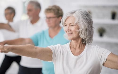 冰糖葫芦|血糖偏高的人,这2种水果经常吃,或可促进胰岛素分泌,稳定血糖