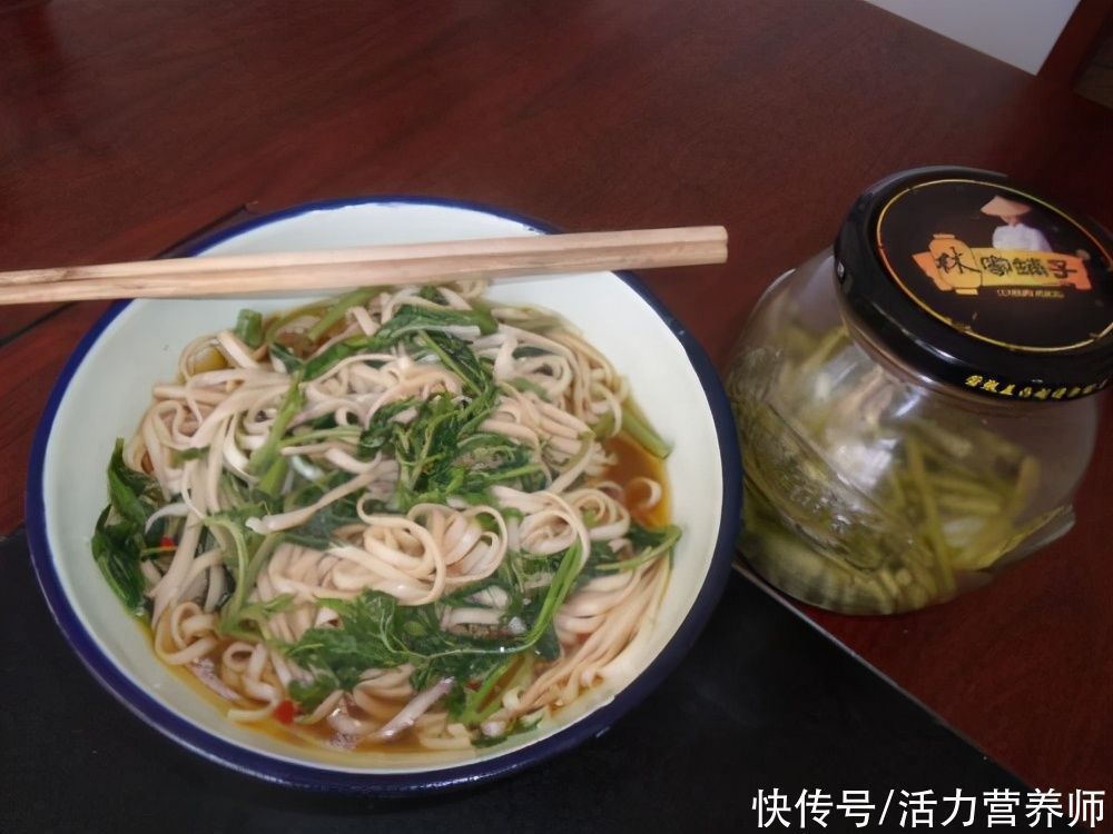 损害|3种常吃食物要拉入“黑名单”,其中有损害身体的成分,不要吃
