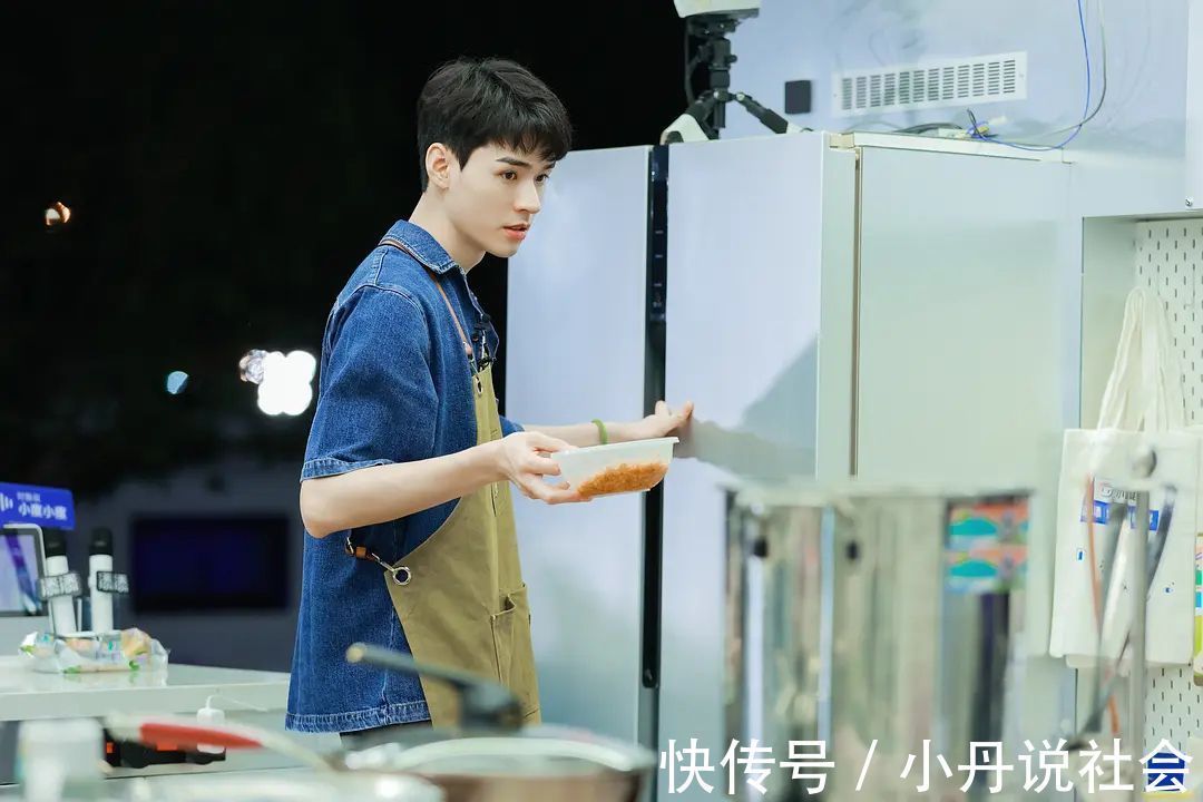 太上头|《中餐厅5》变味了宁静上演“后厨甄嬛传”,龚俊丁真cp太上头