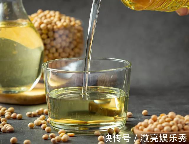 反式脂肪酸|大豆油是危害最大的油?其实不然,三种油尽量别吃