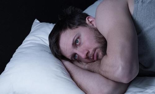 凌晨总是在两个时间醒,或许是肝出了问题,养