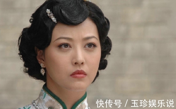 民国史#小凤仙晚年痴呆,死前紧握蔡锷的照片,蔡锷儿子:她是自作多情