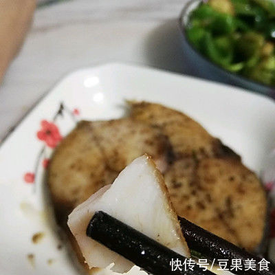迷迭香香煎马鲛鱼