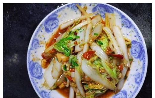 这菜3元能买一大个，能吃好几顿，酸酸辣辣，5分钟搞定！