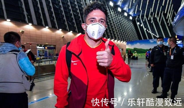 發(fā)聲|洛國富罕見發(fā)聲當著巴西媒體面，向國足表忠心，氣壞巴西球迷