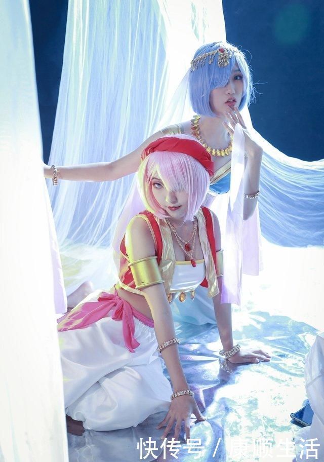 迷妹|绝美姐妹花cos拉姆蕾姆,显露小蛮腰,服装超级漂亮