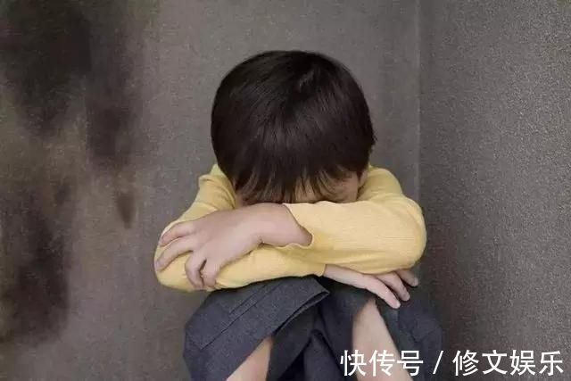 甜甜|5岁女孩用水洗手机,宝妈失控后,却再也听不到女儿那声“妈妈”