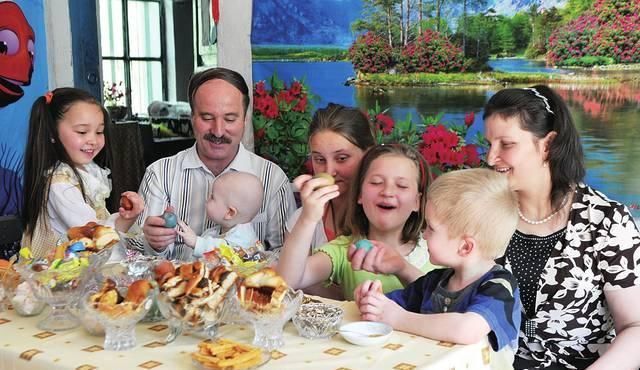 却说|中国最特别的民族,长着外国人的脸,却说着流利的中国话