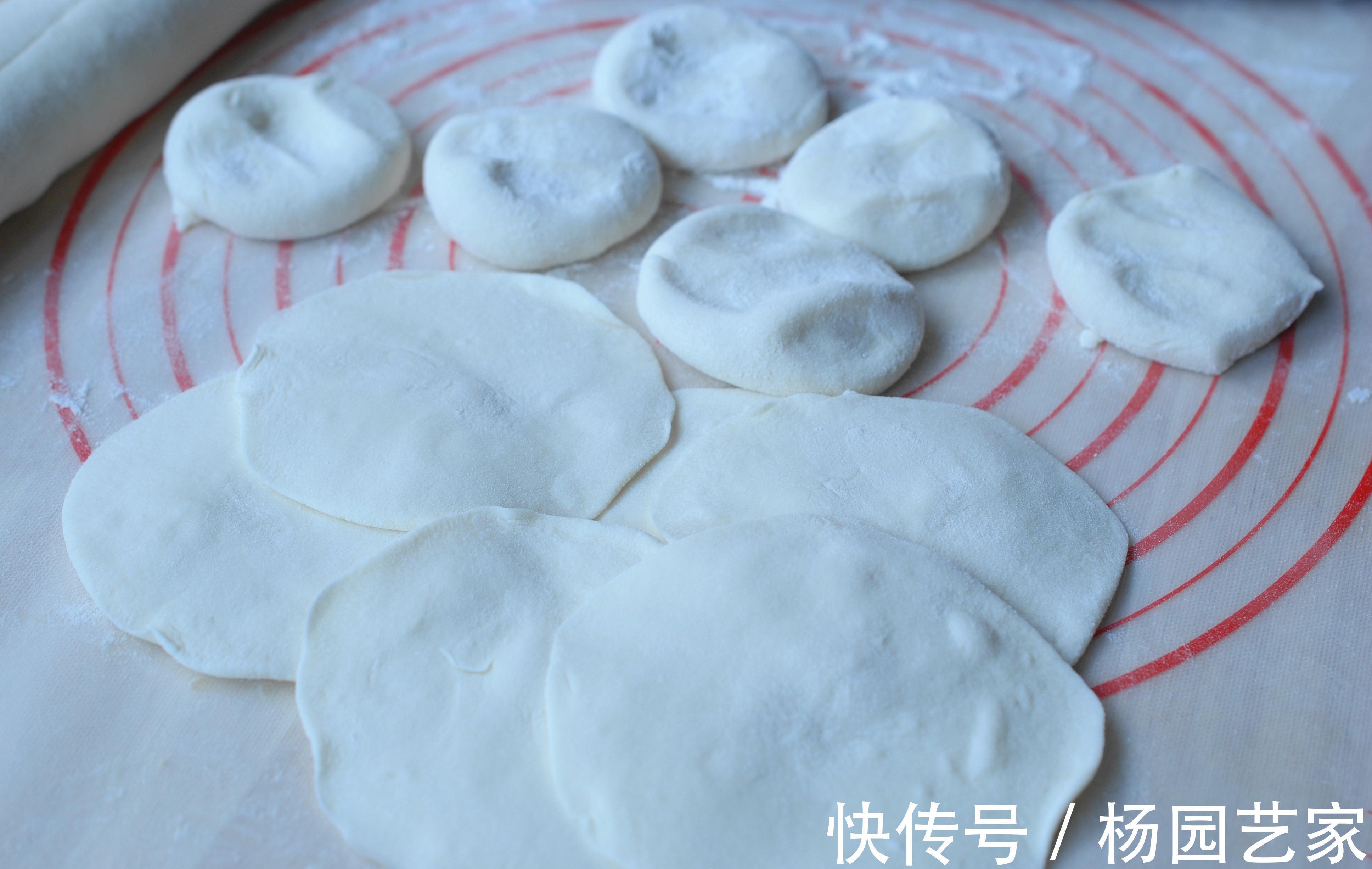 6块钱买了一大把，加4个鸡蛋蒸了2锅大包子，又鲜又嫩真香啊！