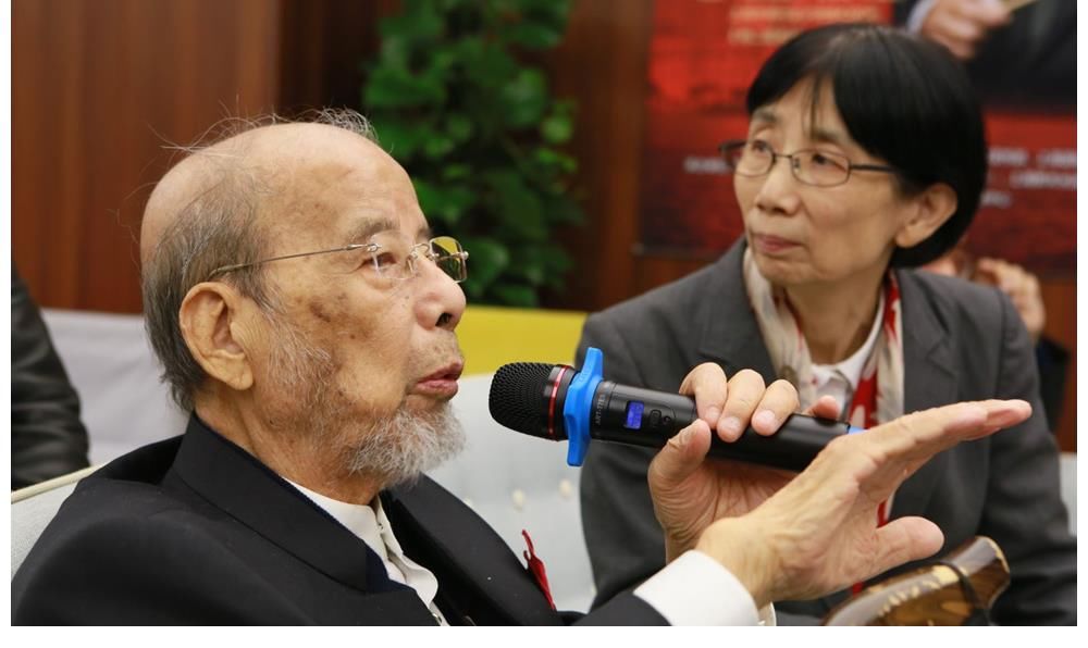 指揮家曹鵬做客《大家說》：唯求淡樸獻(xiàn)真愛，俯首甘為交響牛