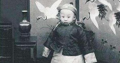 封建帝王|溥仪一生凄凉,临终时的几个字,让人感动不已!