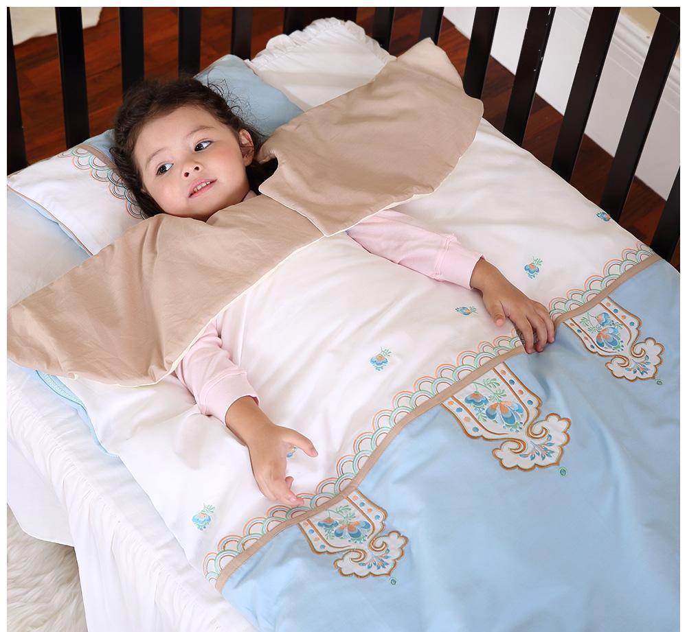 睡姿|孩子睡觉用这两种睡姿,宝妈该反思了,孩子的缺爱问题有点严重