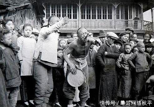 末代|清末老照片,长衫百姓帮洋鬼子运大炮,图四末代皇后冒雨出行