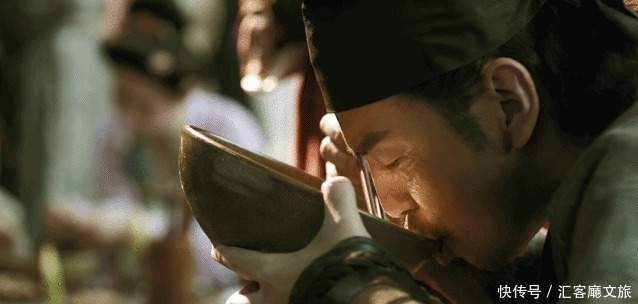 回民|西安最靠谱吃喝攻略:本地人告诉你,才不去回民街!