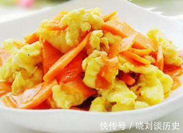 维生素孩子上了一天的课眼睛都学累了，多吃护眼菜，缓解眼睛疲劳