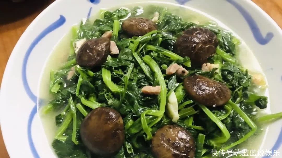 无闭|学识整只“大爷鸡”,新年宴客无闭翳