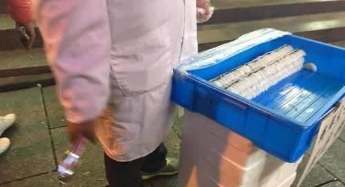 网红|曾经1元能吃到撑的它,摇身一变成了网红小吃,10元一份买不到