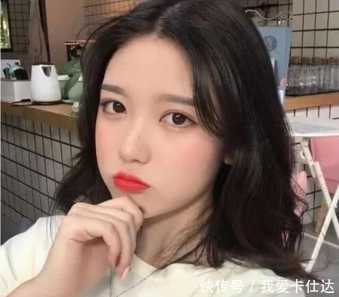 空气刘海早过时了，今年秋冬很火热的4款刘海，换上它美出新高度