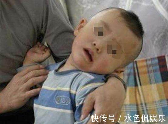 爽身粉|这种夏天神器易造成孩子“脑瘫”,很多孩子还在用,父母别大意