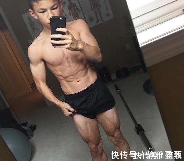 男孩|美国15岁男孩沉迷健身练成一身肌肉,大家却都为他这个隐忧担心!