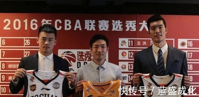 方君磊|选秀状元郭凯出身赛艇世家去打篮球,从“水货状元”到签下顶薪!