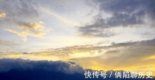 苏轼&一渔父引苏轼写四首词,每首只有两句却都能独立成篇,合起来更妙