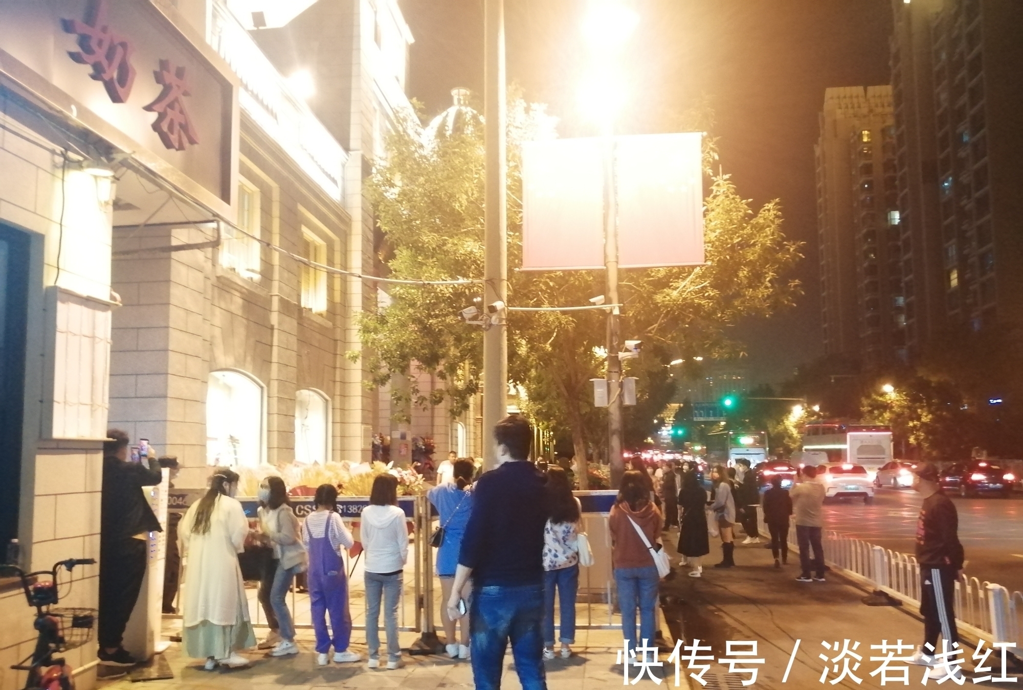 骆玉笙@王惠京韵大鼓唱得好,少马爷也不错,两个人竟然还是一个门派