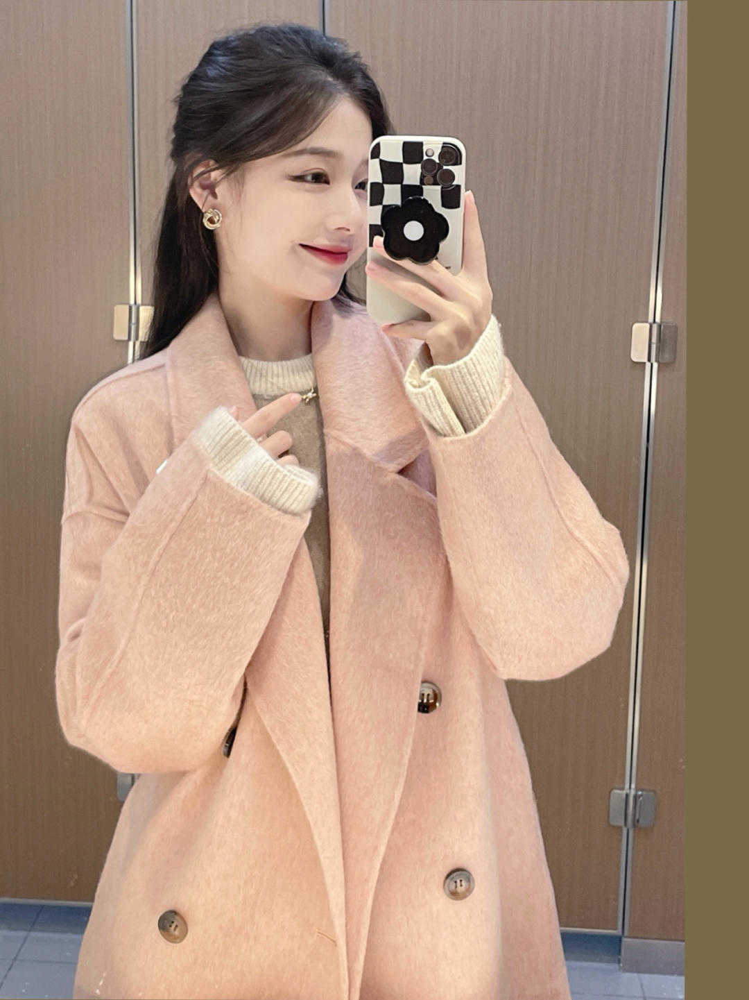 保暖|又一次被博主惊艳了,冬日穿搭简约大方,竟然那么迷人