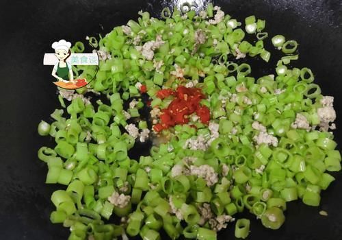 脆嫩|最通便的不是芹菜，而是它2块钱一斤，一周吃3次，润肠排黑宿便