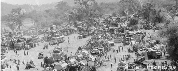 越南民主共|1975年南越军队溃逃老照片,真正的兵败如山倒
