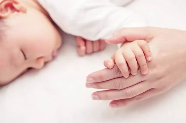 孩子|孩子臀位也能顺产？医生的这个操作亮了