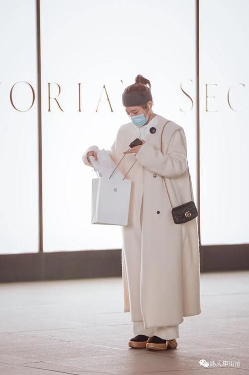 【路人甲街拍】1-21/冬季阔腿裤穿搭，藏肉保暖还时髦～