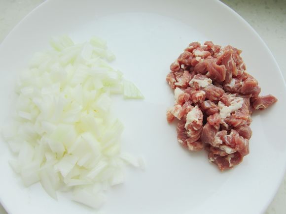 菠菜面|睡眠不好，眼睛干涩！经常吃这道菜，让你一觉到天亮